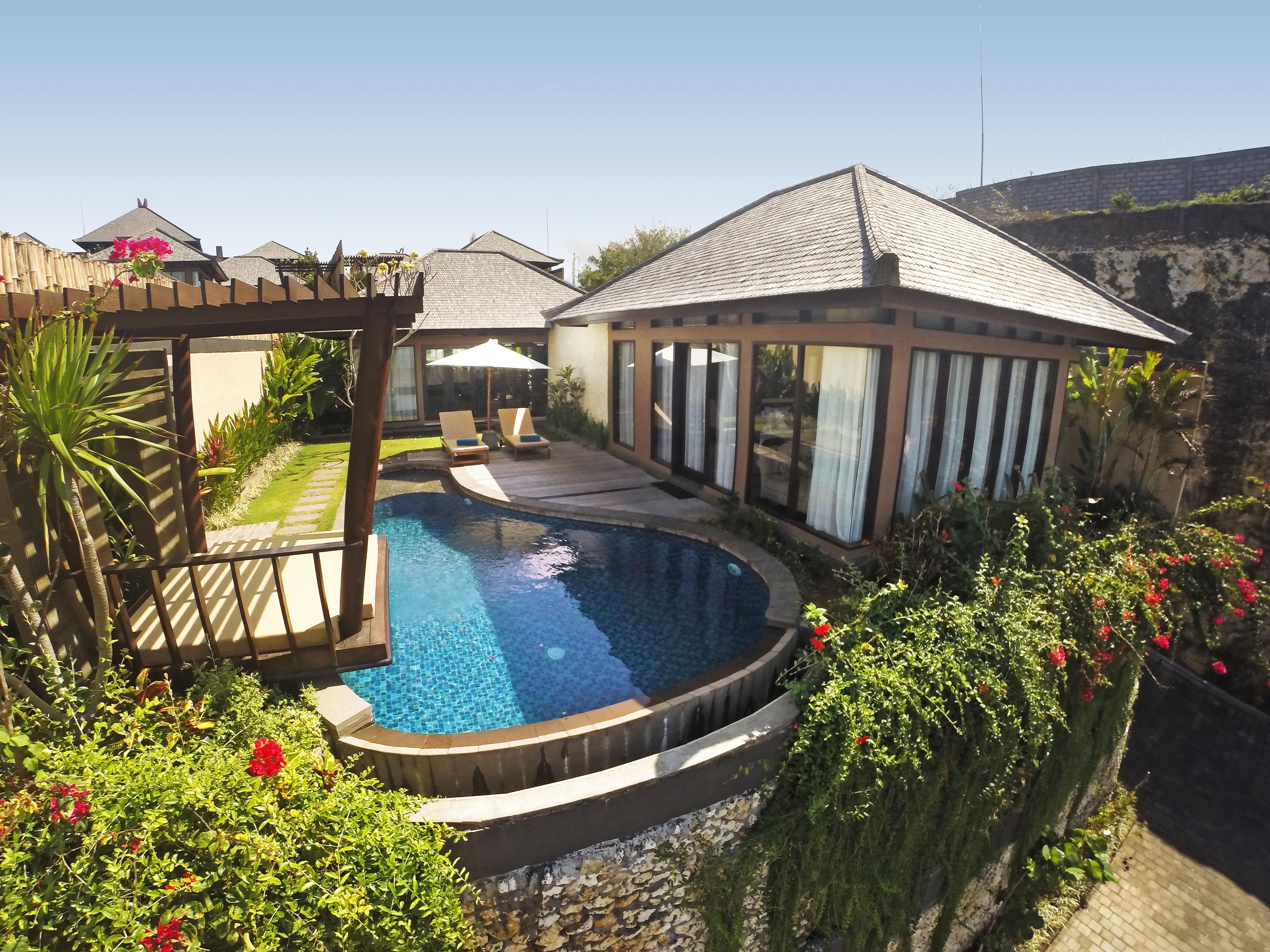 Ulu Segara Luxury Suites & Villas Нуса Дуа Екстериор снимка