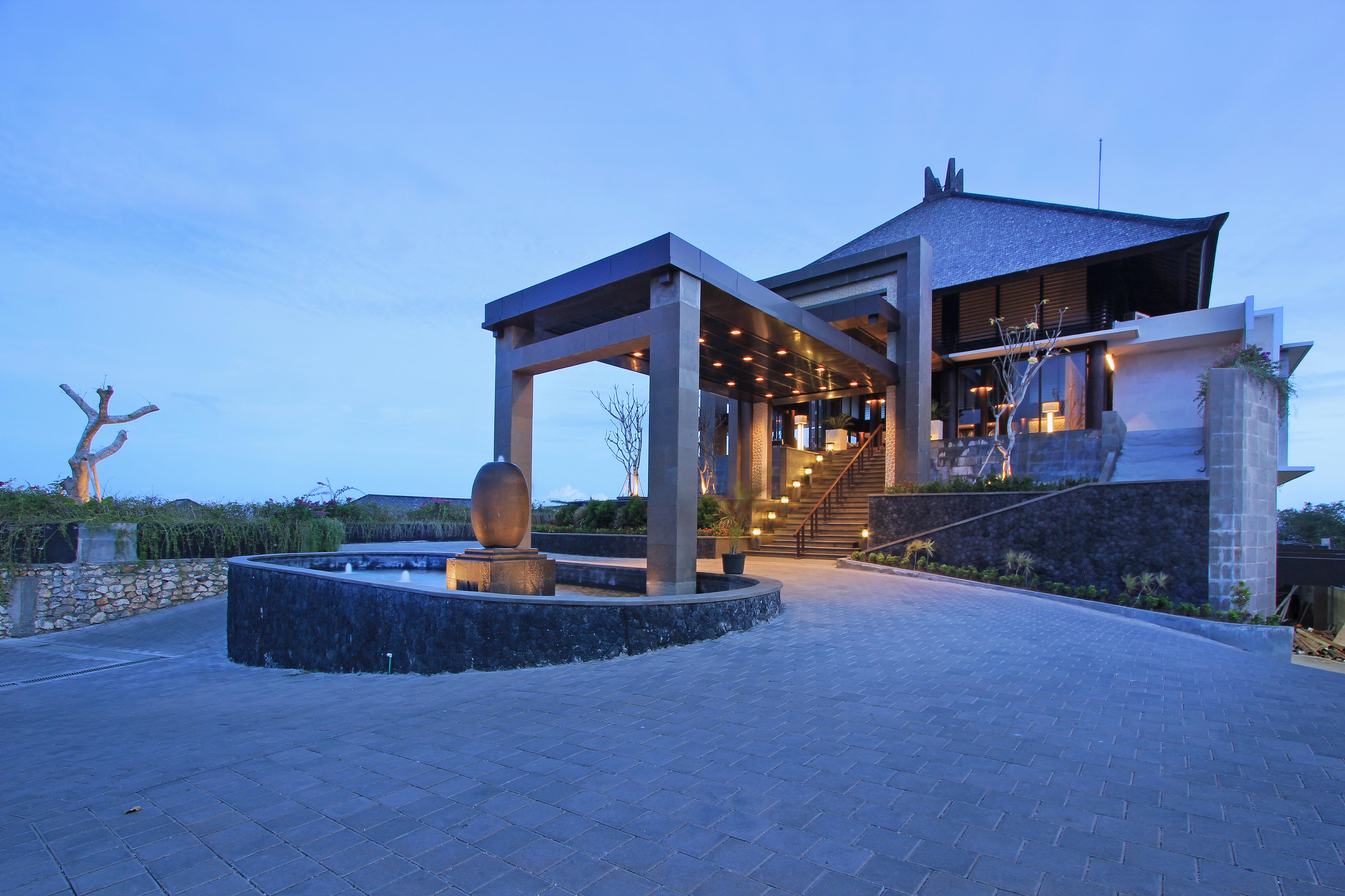 Ulu Segara Luxury Suites & Villas Нуса Дуа Екстериор снимка