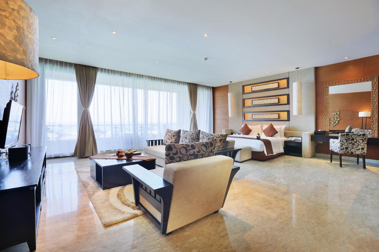 Ulu Segara Luxury Suites & Villas Нуса Дуа Екстериор снимка