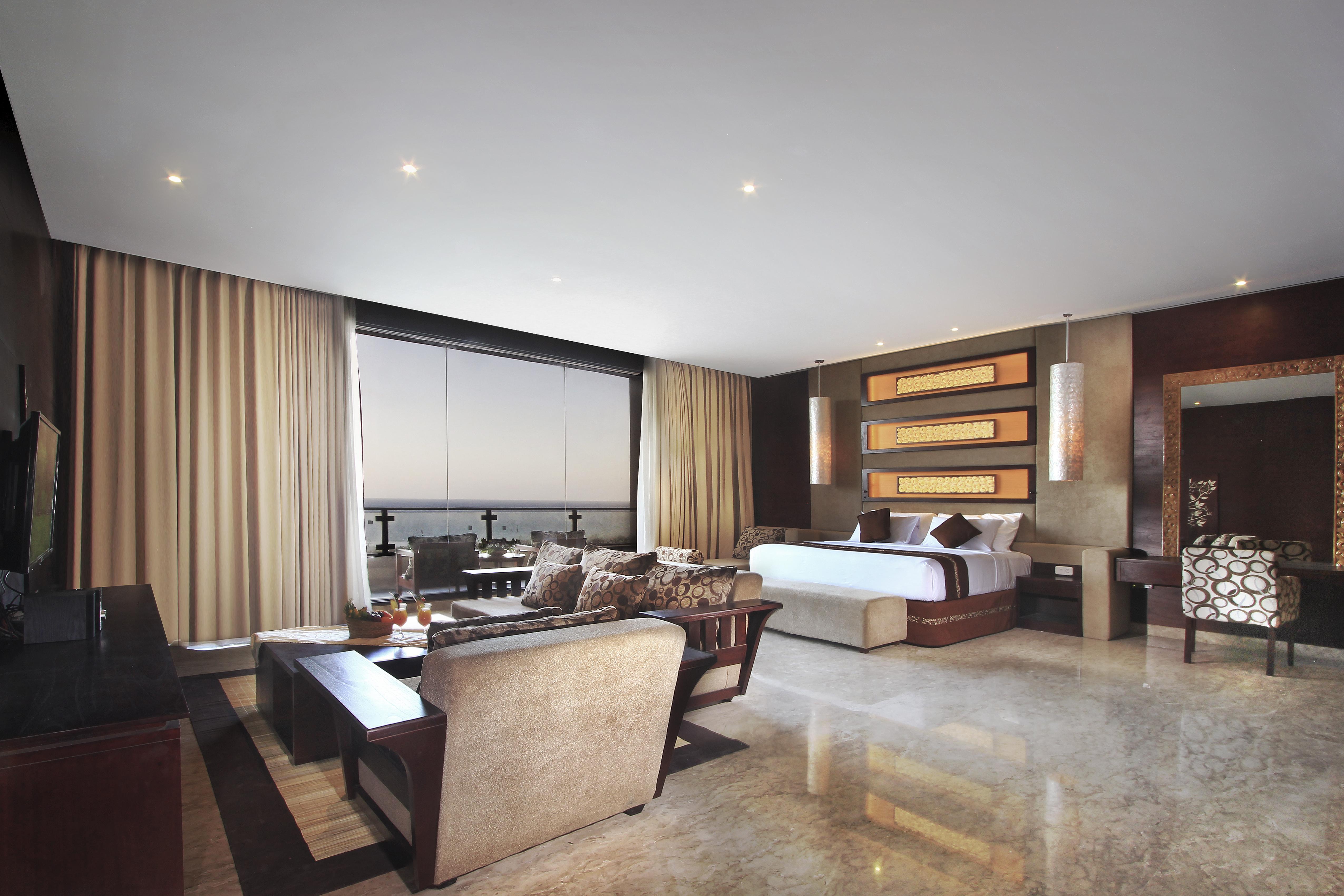 Ulu Segara Luxury Suites & Villas Нуса Дуа Екстериор снимка