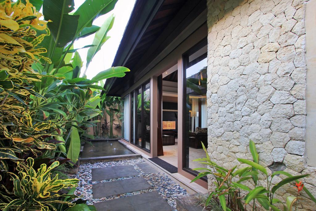Ulu Segara Luxury Suites & Villas Нуса Дуа Екстериор снимка